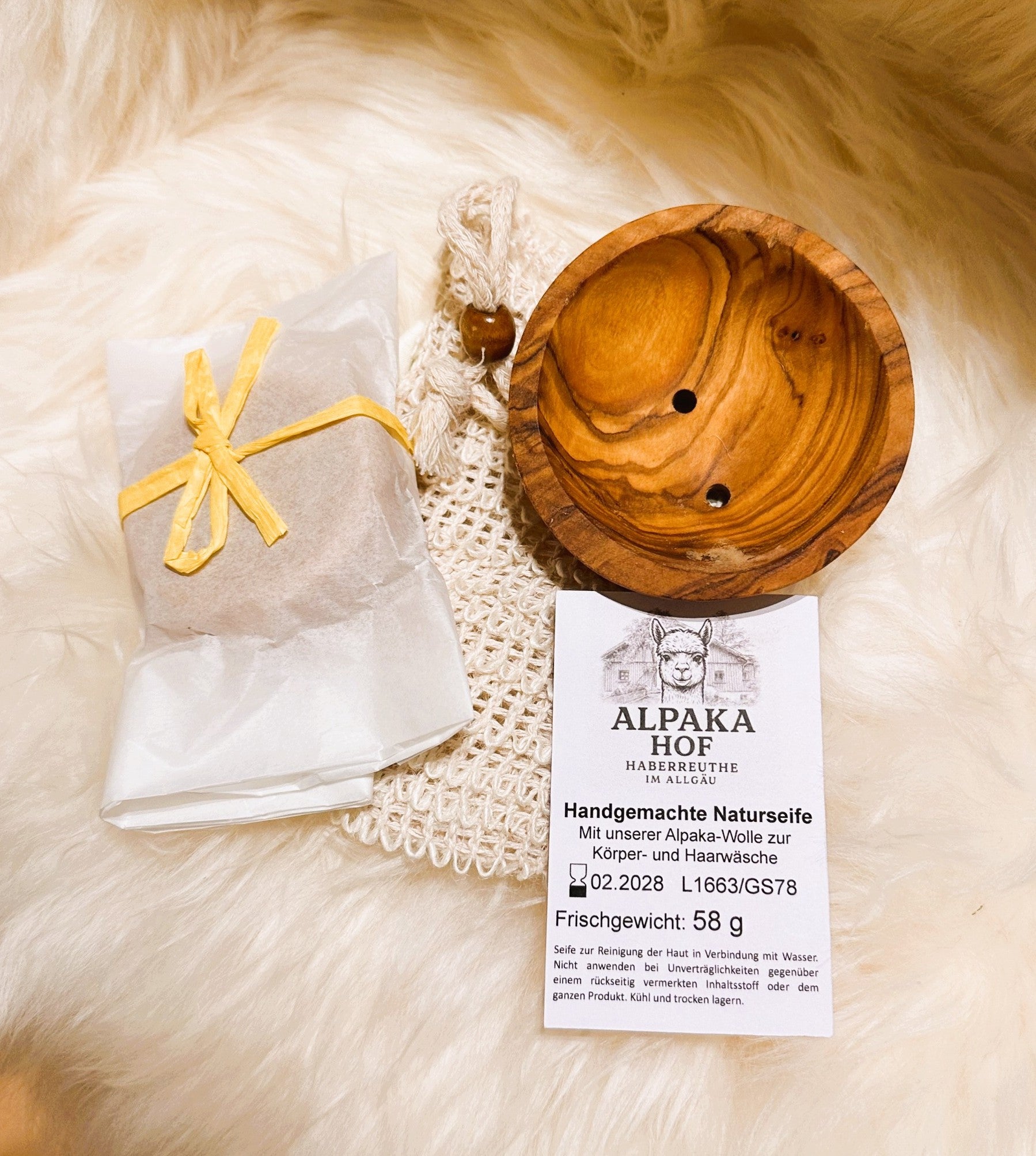 Alpaka Seifen Geschenkset rund – Naturseife mit Sisalsäckchen & Seifenablage